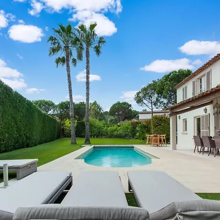 Beachside Bliss In Gassin Villa