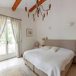 Beachside Bliss In Gassin Villa