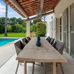 Beachside Bliss In Gassin Villa *